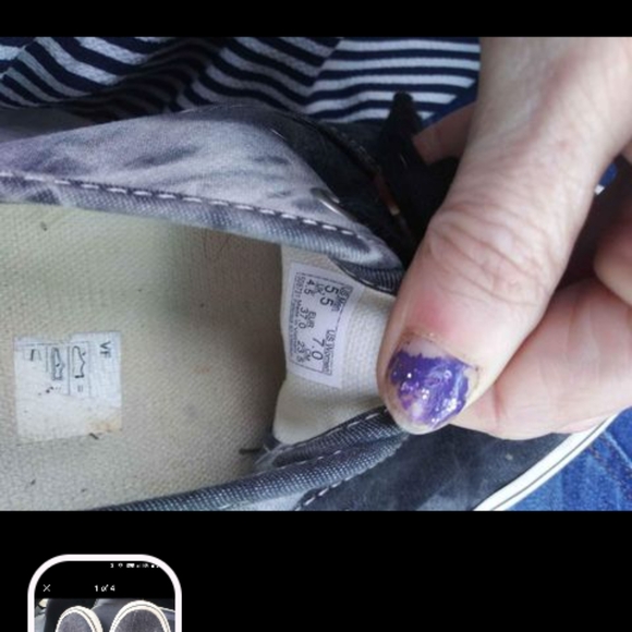 Vans size 7 - Picture 2 of 3